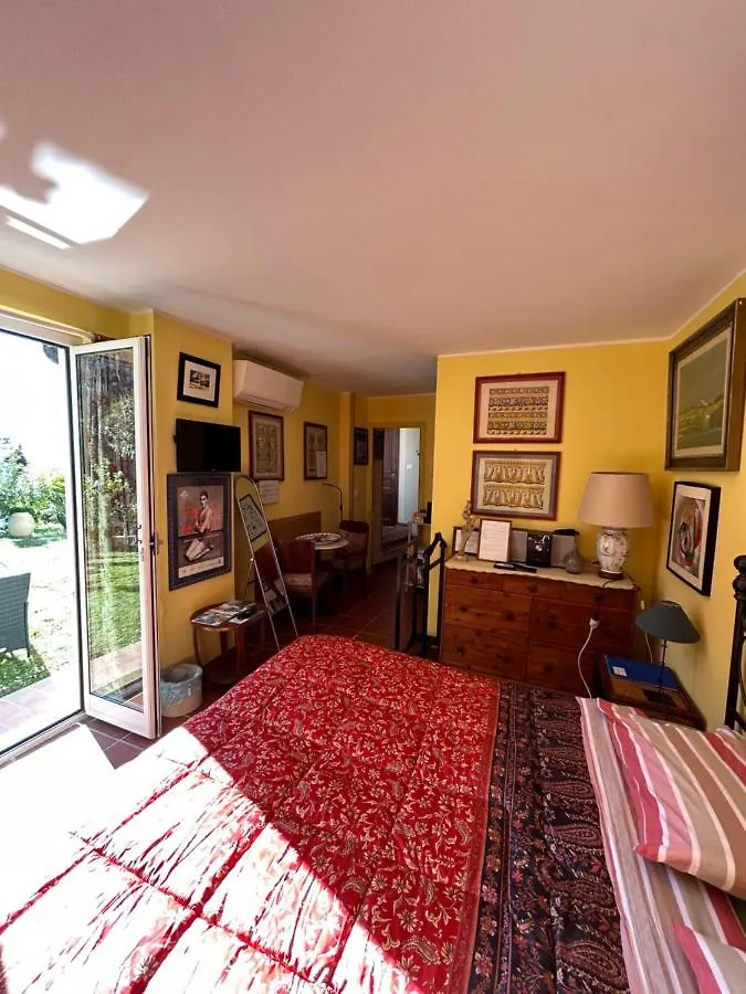 ***  La Masa Guest House Eze France